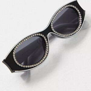 Free People Mazzy Crystal Round Sunglasses